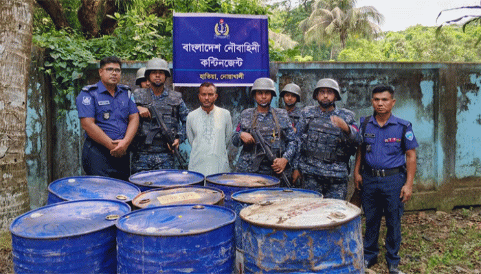 হাতিয়াতে ১৬০০ লিটার অবৈধ ডিজেল জব্দ, গ্রেপ্তার ১