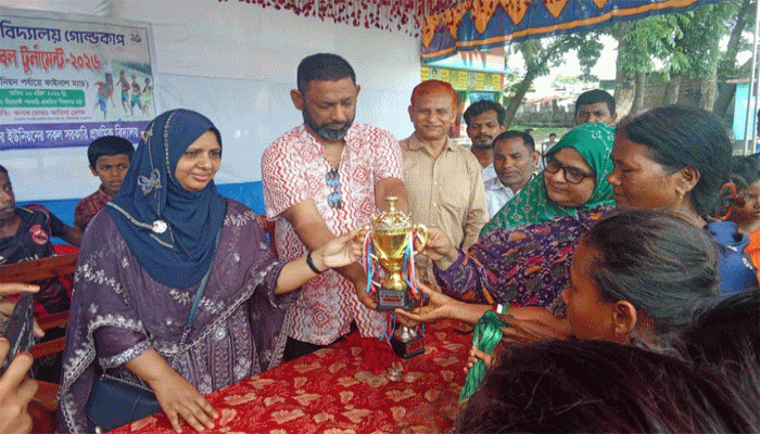 রাণীশংকৈলে প্রাথমিক গোল্ডকাপ ফুটবল টুর্নামেন্টের ফাইনাল খেলা সম্পন্ন