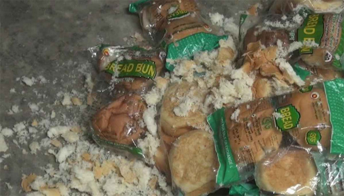 চাঁপাইনবাবগঞ্জয়ে স্কুল ফিডিংয়ের খাবার খেয়ে প্রাইমারির ২০ শিক্ষার্থী অসুস্থ