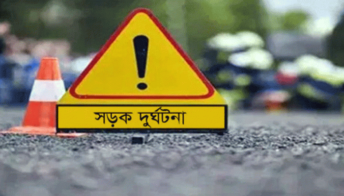 ওভারটেক করতে গিয়ে ট্রাকের ধাক্কায় নিহত অটোরিকশা চালক