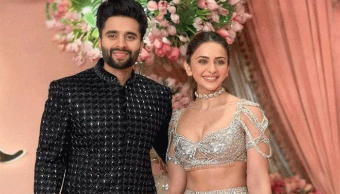 জ্যাকির ‘সিচুয়েশনশিপ’ মন্তব্য নিয়ে বিতর্ক, পরিস্থিতি সামাল দিতে ময়দানে নামলেন স্ত্রী রকুল প্রীত