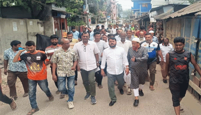 বর্ণালী মোড় থেকে হেতেমখাঁ বড় মসজিদ পর্যন্ত সড়কের কাজ বর্ষা মৌসুমের আগেই শেষ করার নির্দেশ রাসিক প্রশাসকের