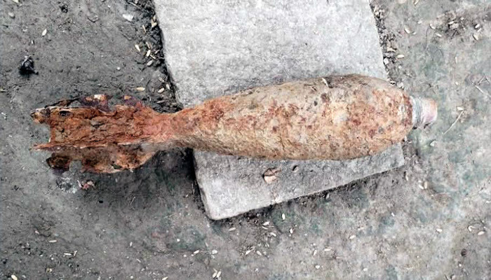 নোয়াখালীতে খননের সময় মর্টার শেল উদ্ধার