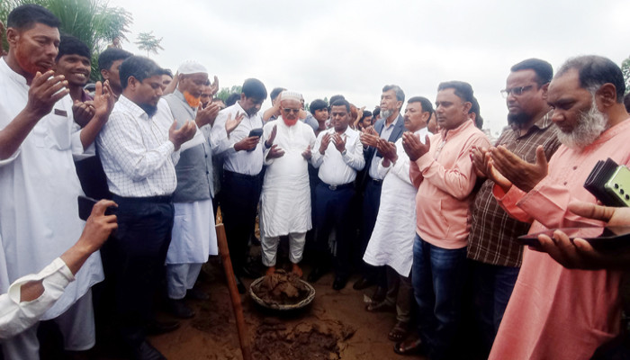 শহিদ প্রেসিডেন্ট জিয়াউর রহমানের স্বপ্ন পূরণের লক্ষ্যে পীরগঞ্জে খাল পুনঃখনন কাজের উদ্বোধন