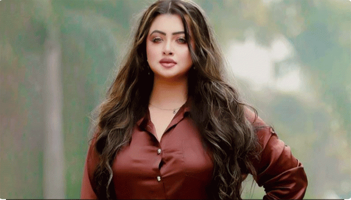 গোপনে বিয়ে করলেন আলোচিত মডেল সুবাহ
