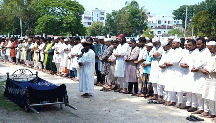 মনিরুজ্জামান টুটুলের জানাযা নামাজ অনুষ্ঠিত