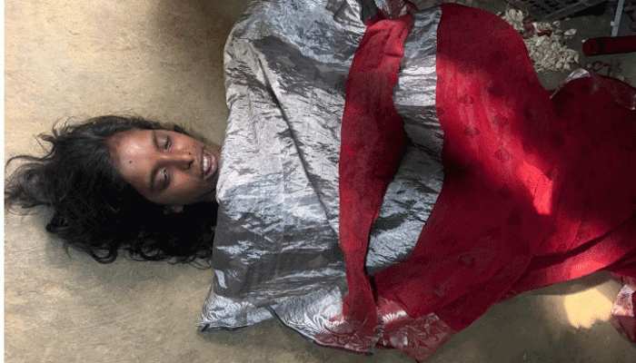 শাহজাদপুরে শ্বাশুরির পরকীয়া ফাস করে দেওয়ায় গৃহবধূকে হত্যার পর লাশ ঝুলিয়ে রেখে স্বামী-শ্বাশুরি উধাও