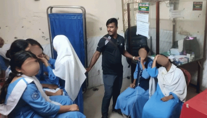 ক্লাস চলাকালে ‘বিষাক্ত কেমিক্যালের গন্ধে’ অর্ধশতাধিক শিক্ষার্থী অসুস্থ