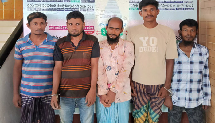 নোয়াখালীতে গাঁজাসহ আটক ৫ মাদকসেবীর জেল