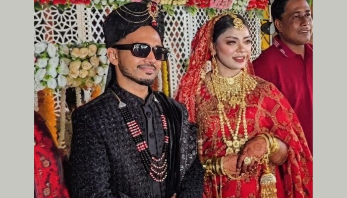 প্রেমের টানে মালয়েশিয়া থেকে কাপাসিয়ায় হাফিজা আইডা, বাঙালি বধূ সাজে বিয়ে