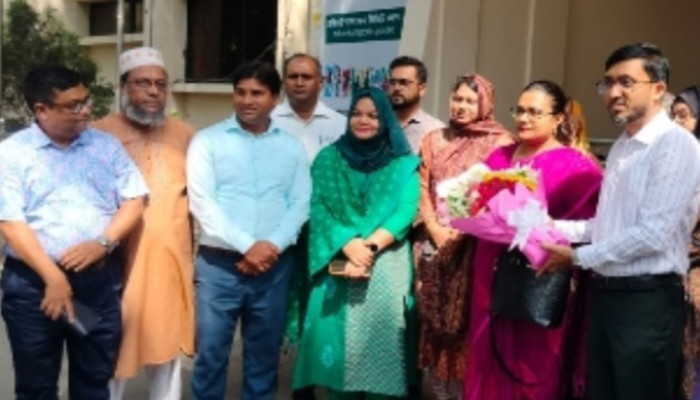 ​গোদাগাড়ীতে নবাগত ইউএনও ইসরাত জাহানের যোগদান