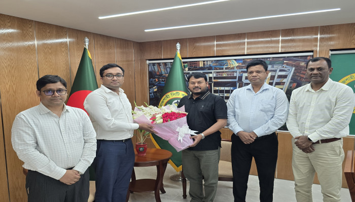 রাসিকে নবনিযুক্ত এক্সিকিউটিভ ম্যাজিস্ট্রেটের যোগদান
