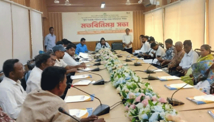 তানোরে সিসিবিভিও ক্ষুদ্র নৃ-গোষ্ঠেীর  ভূমি সংক্রান্ত পরিসেবা শীর্ষক মতবিনিময় সভা