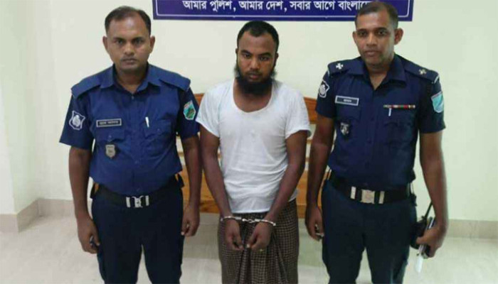 ধামইরহাটে শিশুকে বলাৎকারের অভিযোগে মাদরাসা শিক্ষক আটক