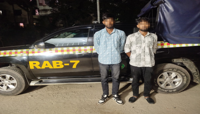 ফেনীতে ৫৩ কেজি গাঁজাসহ আটক ২
