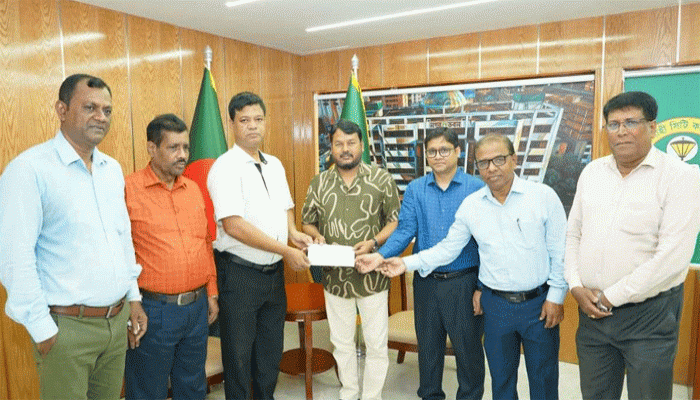 রাসিকের ১ হাজার ২৩৭ পরিচ্ছন্ন কর্মী পাচ্ছেন প্রধানমন্ত্রীর ঈদ উপহার