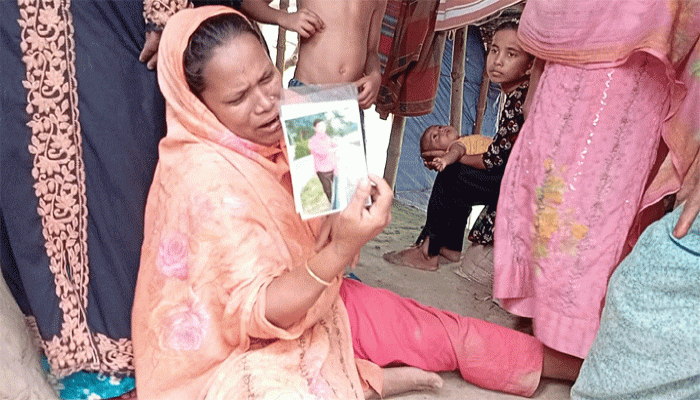 ঈদে ২০০ টাকা বাঁচাতে বাড়ী ফেরার পথে ঝরে গেল ১০টি প্রান, কান্নায় ভারী মান্দার রাজেন্দ্র বাটি
