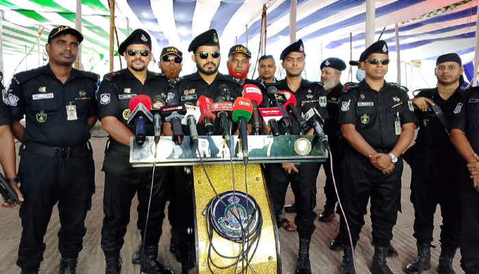 আসন্ন ঈদ-উল-আযহা উপলক্ষে পশুর হাট ও চট্টগ্রাম মহানগরীর কেন্দ্রীয় ঈদগাঁহ ময়দান পরিদর্শন