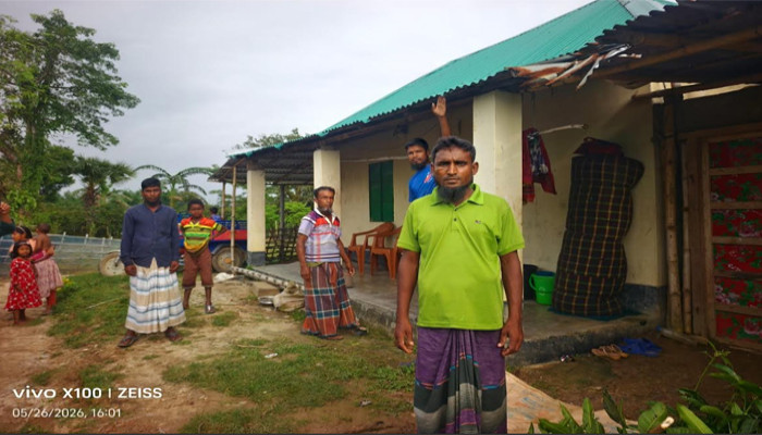 সাপাহারে সরকারি আশ্রয়ন প্রকল্পের বসতবাড়িতে হামলা ও ভাংচুর