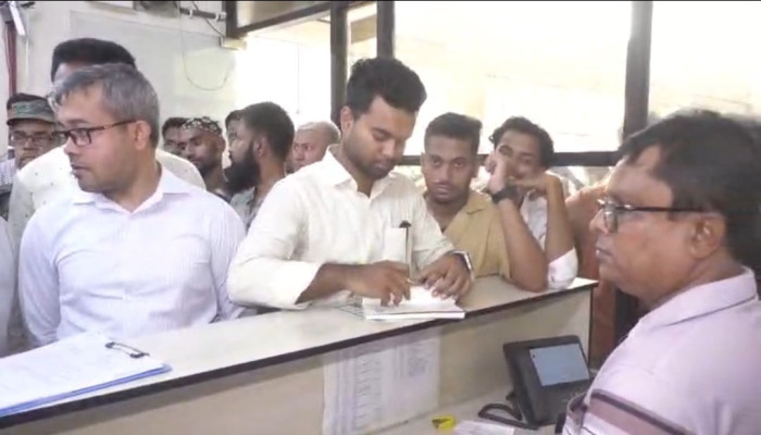 নোয়াখালীতে চার বাস কাউন্টারকে জরিমানা