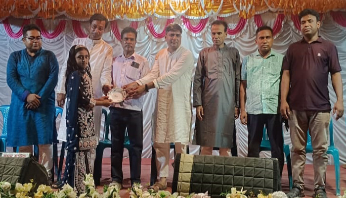 দারুসায় দুদিনব্যাপী ঈদ উৎসব ও গ্রাম্য মেলা সম্পন্ন, সাংস্কৃতিক অনুষ্ঠানে মিলনমেলা