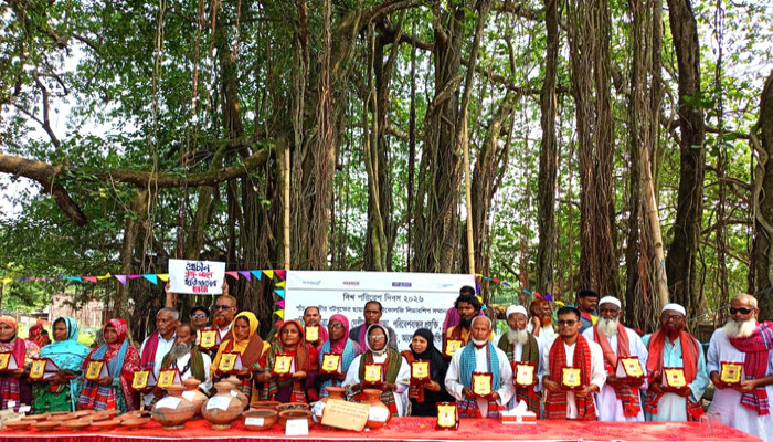 পাঁচ শতাব্দীর বটবৃক্ষের ছায়ায় এগ্রোইকোলজি নেতৃত্বের সম্মাননা