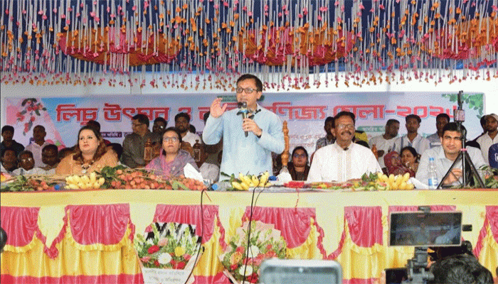 লিচু সংরক্ষণে কার্যকর সমাধান ও গবেষণার ওপর গুরুত্বারোপ করেছেন বাণিজ্য ও শিল্পমন্ত্রী