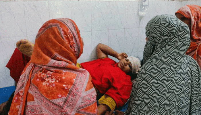 পত্নীতলায় ঘরে ঢুকে গৃহবধূর ওপর সশস্ত্র হামলা