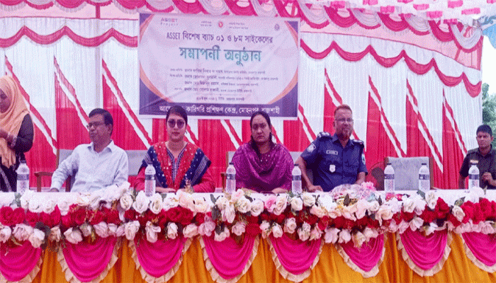 মোহনপুরে ASSET বিশেষ ব্যাচ-০১ ও ৮ম সাইকেলের সমাপনী অনুষ্ঠিত