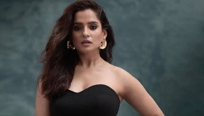 ​শুটিং সেটে সহ-অভিনেতার আচরণে অস্বস্তিতে পড়েছিলেন প্রিয়া বাপট