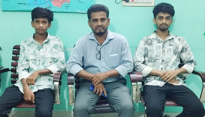 রাজশাহীতে নিখোঁজ দুই সহোদর উদ্ধার, পরিবারের কাছে হস্তান্তর