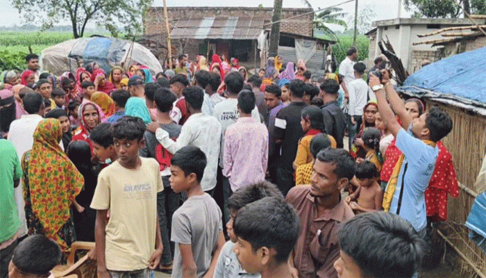 ফুটবল খেলার সময় বজ্রপাতে স্কুল শিক্ষার্থীর মৃত্যু