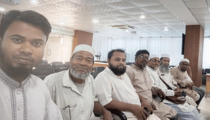 তানোরের পাঁচটি গুরুত্বপূর্ণ সড়ক প্রশস্তকরণের উদ্যোগ নির্বাহী প্রকৌশলীর সঙ্গে জামায়াত নেতাদের ফলপ্রসু আলোচনা
