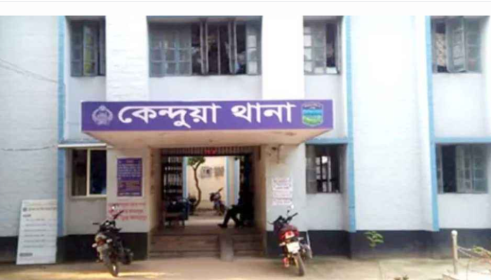 রান্নাঘরে লুকিয়ে থাকা সাপের কামড়ে বৃদ্ধার মৃত্যু