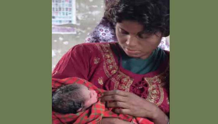 যাত্রী ছাউনিতে মানসিক প্রতিবন্ধী নারীর সন্তান প্রসব