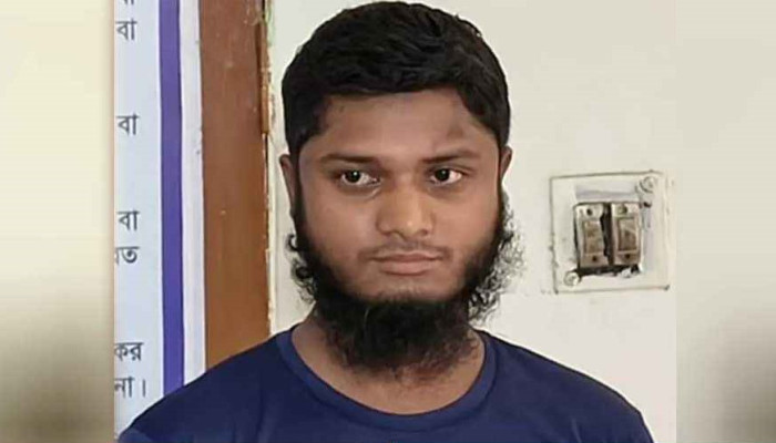 একা পেয়ে অন্তঃসত্ত্বা গৃহবধূকে ধর্ষণ মাদরাসাশিক্ষকের