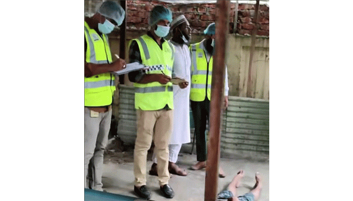 ঠাকুরগাঁও বিডি হলের পাশে রহস্যজনক যুবকের মরদেহ উদ্ধার, মোবাইল ফোনের সূত্রে মিলল পরিচয়