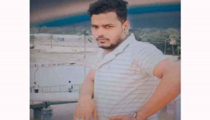 ঘরের দরজা ভেঙে বিধবা নারীকে ধর্ষণ