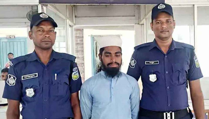 লজিং শিক্ষকের ধর্ষণে ১৫ বছরের মাদরাসা ছাত্রী অন্তঃসত্ত্বা