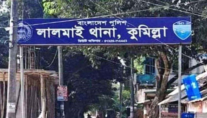 কুমিল্লায় ধর্ষণ থেকে বাঁচতে প্রতিবন্ধী যুবককে গলা কেটে হত্যা