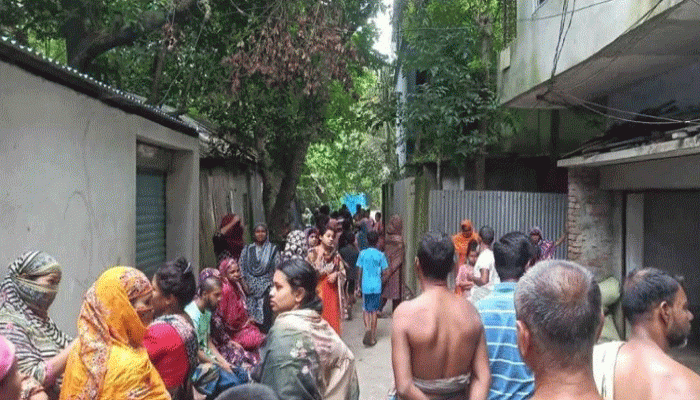 ঘুমন্ত স্বামীর গোপনাঙ্গ কেটে দিলেন স্ত্রী