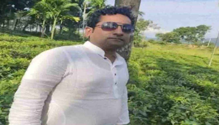 সন্তানদের জিম্মি করে প্রবাসীর স্ত্রীকে ধর্ষণ কৃষক লীগ নেতার