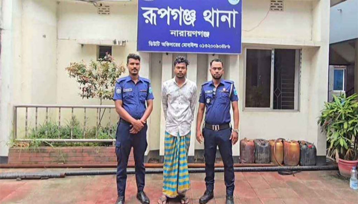 শপিংয়ের লোভ দেখিয়ে কিশোরীকে নিয়ে আবাসিক হোটেলে যুবক, অতঃপর..