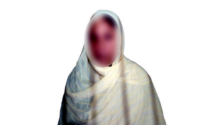 বোয়ালিয়া থানায়  ইয়াবা-সহ নারী মাদক কারবারী রুমা গ্রেফতার