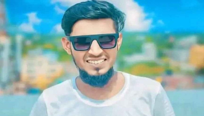 গভীর রাতে যুবককে কুপিয়ে হত্যা