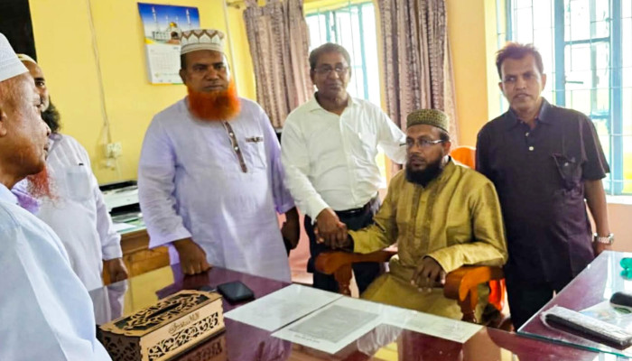 ​আত্রাই অগ্রণী ডিগ্রী কলেজের ভারপ্রাপ্ত অধ্যক্ষ হিসাবে আব্দুল আওয়াল-এর দায়িত্ব গ্রহণ