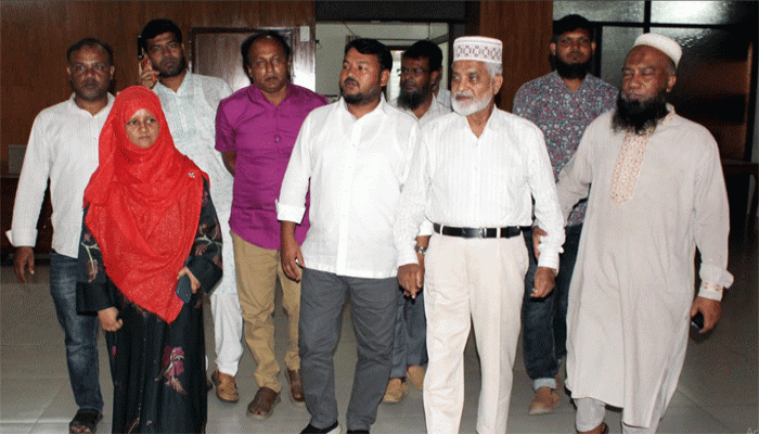 রাসিক প্রশাসক মাহফুজুর রহমান রিটন এর জেলা পরিষদ পরিদর্শন