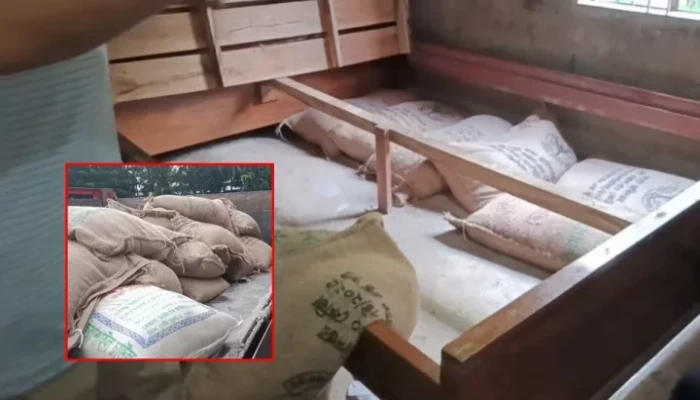 মুদি দোকানির খাটের নিচে মিললো সরকারি চাল