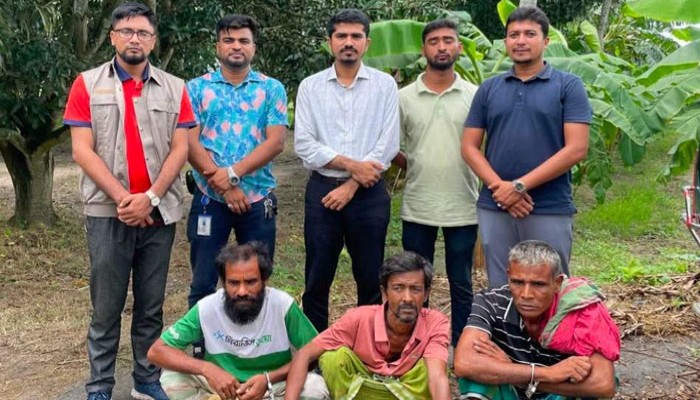 পুঠিয়ায় মাদকবিরোধী মোবাইল কোর্ট: তিন মাদকসেবীর কারাদণ্ড