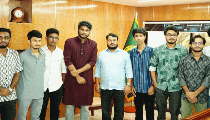 রাসিক প্রশাসকের সাথে রুয়েট শিক্ষার্থীদের সৌজন্য সাক্ষাৎ